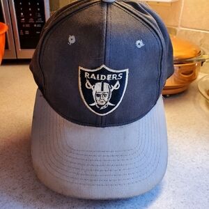 Vintage Oakland Raiders Snapback Hat Vintage NFL Game Day.